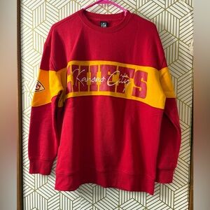 NFL Chiefs Red and Gold Crewneck Sweater medium